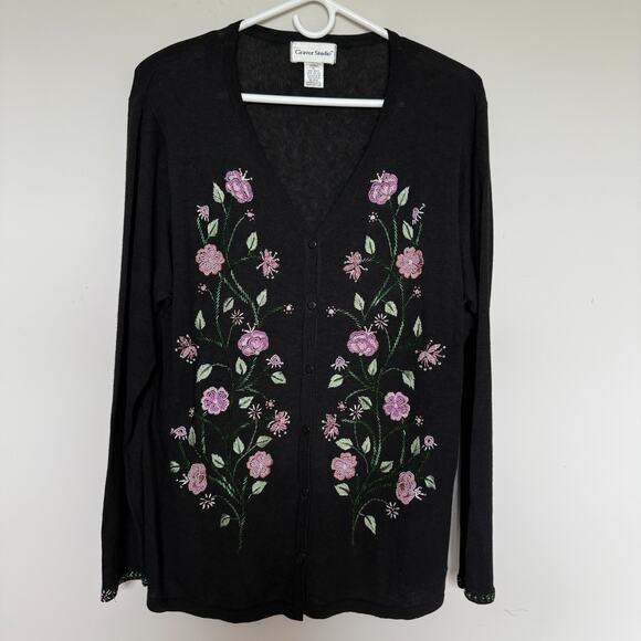 Graver Studio Womens Cardigan Sweater XL Black Embroidered Cottage Grandmacore - Picture 2 of 5
